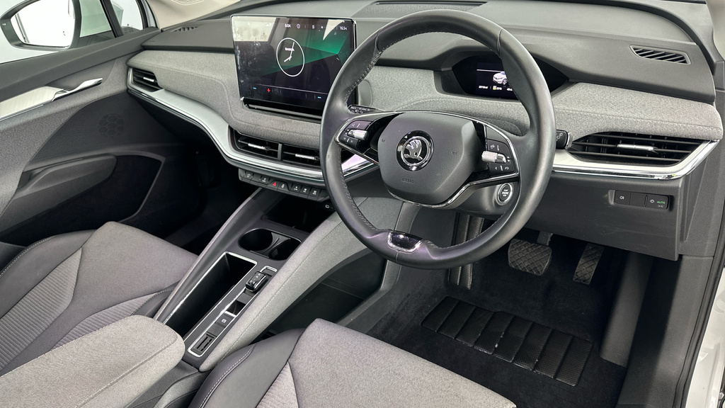 Skoda ENYAQ Skoda Enyaq 150Kw 80 Loft 82Kwh Black #9