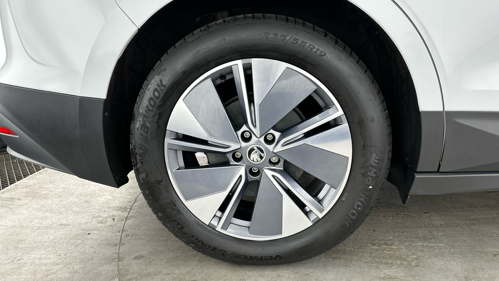 Skoda ENYAQ Skoda Enyaq 150Kw 80 Loft 82Kwh Black #29