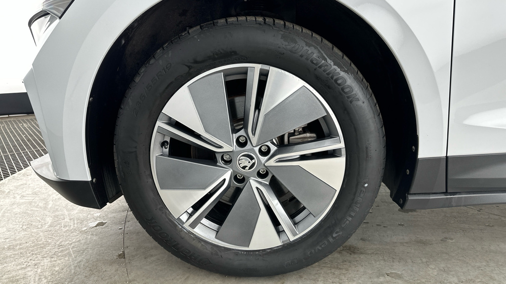 Skoda ENYAQ Skoda Enyaq 150Kw 80 Loft 82Kwh Black #27