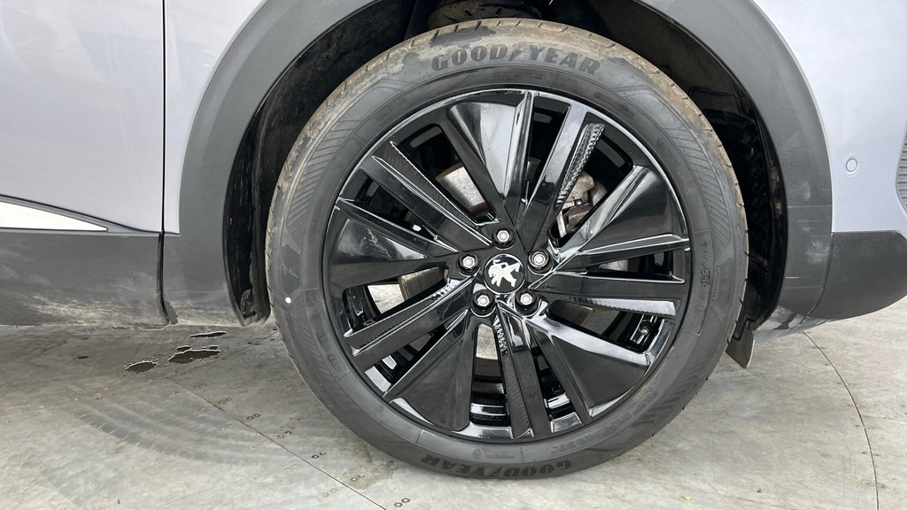 Peugeot 3008 1.5 Bluehdi Allure Premium Suv Eat Grey #32