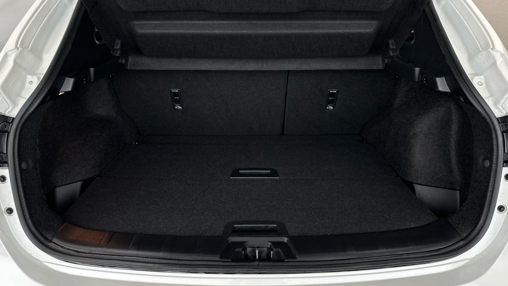 Nissan Qashqai 1.3 Dig-t N-connecta Glass Roof Pack Black #22