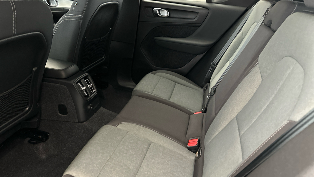 Volvo XC40 Recharge R-design, T4 Plug-in Hybrid Sunroof, 360 Blue #20