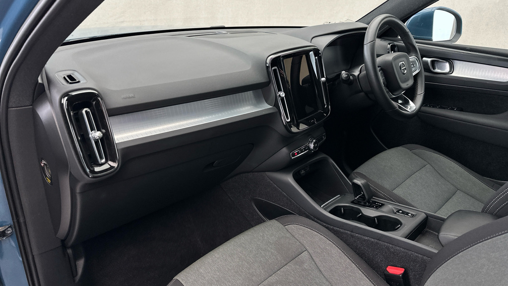 Volvo XC40 Recharge R-design, T4 Plug-in Hybrid Sunroof, 360 Blue #12