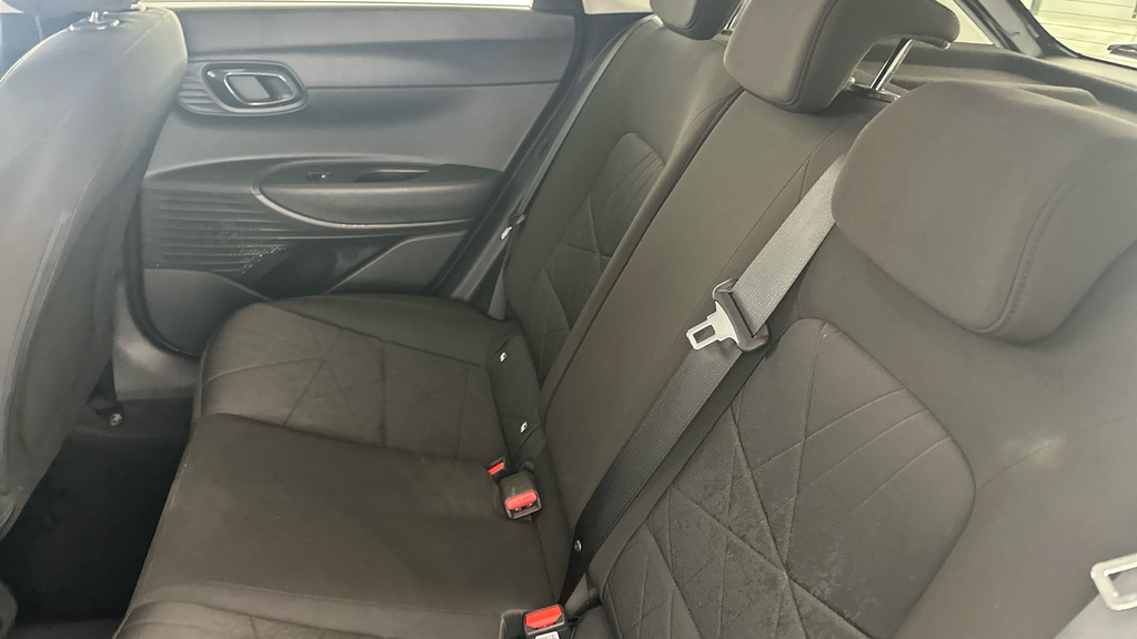 Hyundai Bayon 1.0 T-gdi Mhev Premium Suv Hybrid Manua Black #20