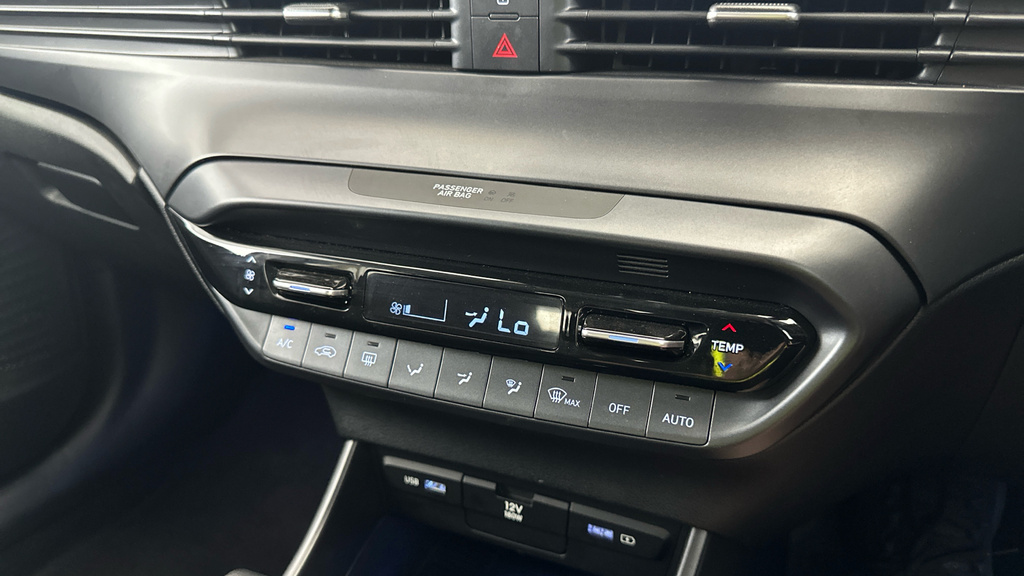Hyundai Bayon 1.0 T-gdi Mhev Premium Suv Hybrid Manua Black #12