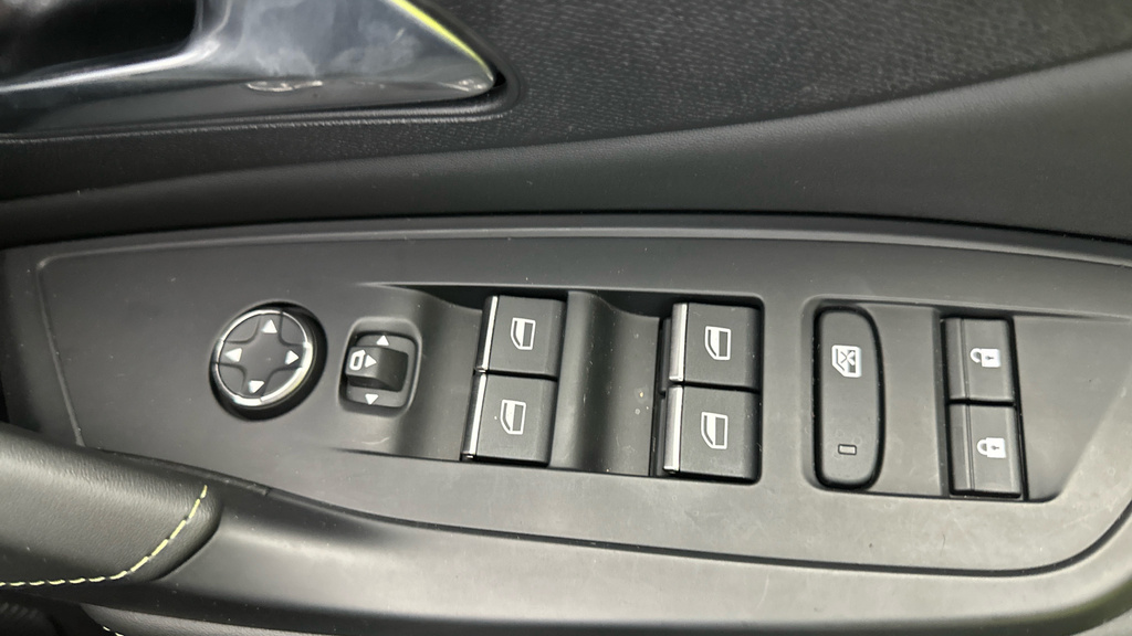 Peugeot 408 1.6 12.4Kwh Gt Fastback Plug-in Hybrid White #11