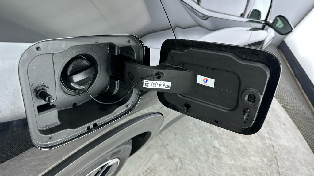 Peugeot 408 1.6 12.4Kwh Gt Fastback Plug-in Hybrid White #32
