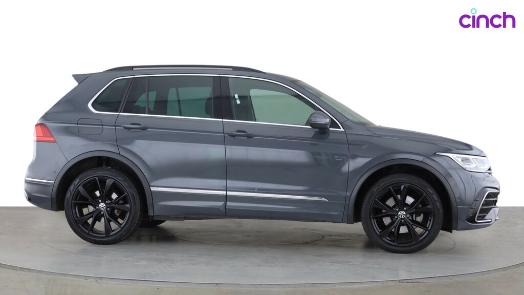 Volkswagen Tiguan R-line 2.0 Tdi 150Ps 7-Speed Dsg Black #2