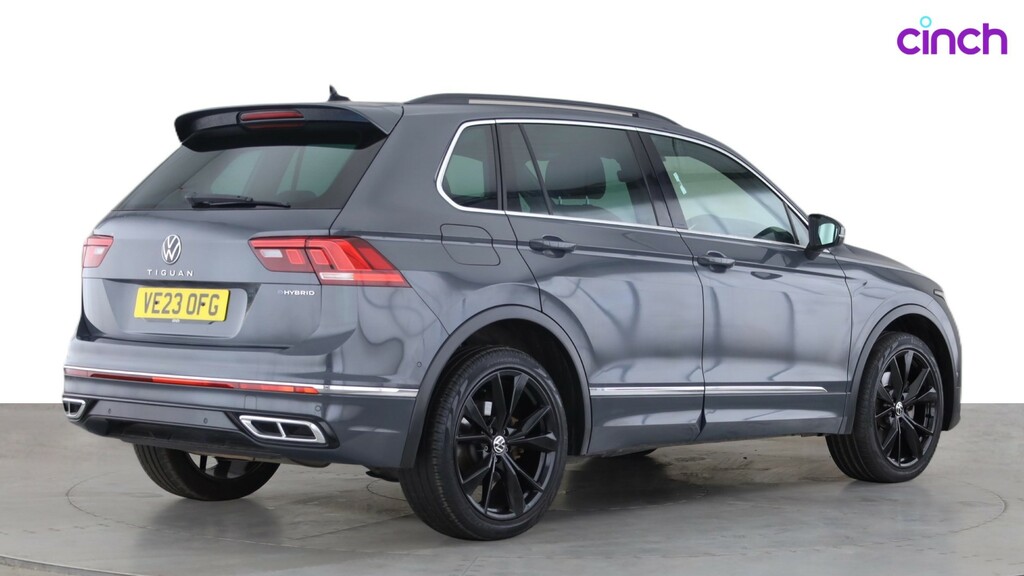 Volkswagen Tiguan R-line 2.0 Tdi 150Ps 7-Speed Dsg Black #3