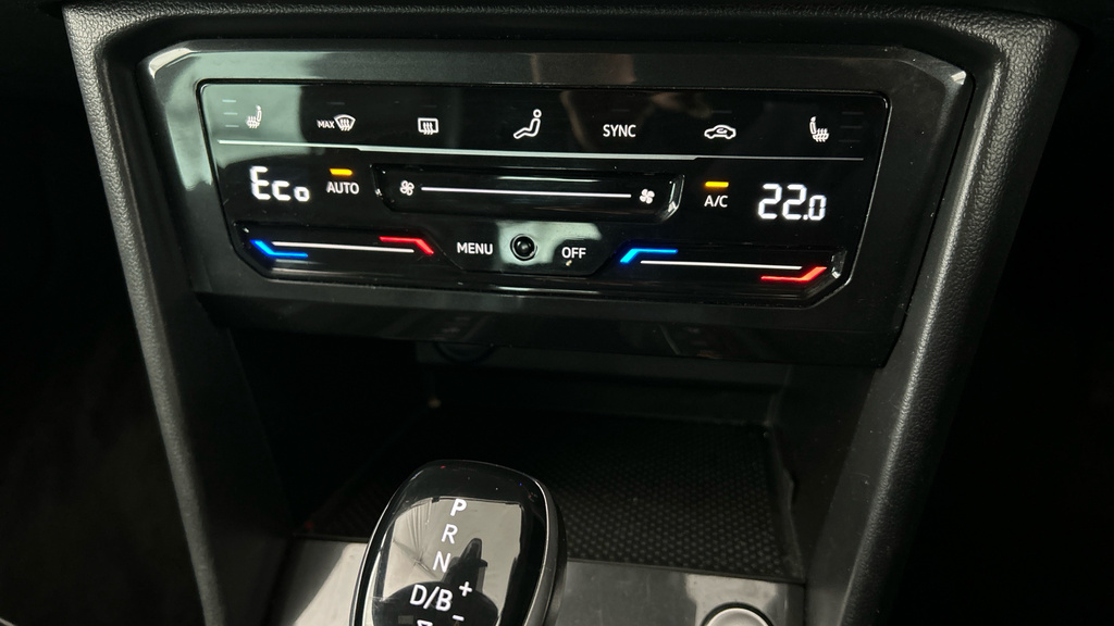 Volkswagen Tiguan R-line 2.0 Tdi 150Ps 7-Speed Dsg Black #17
