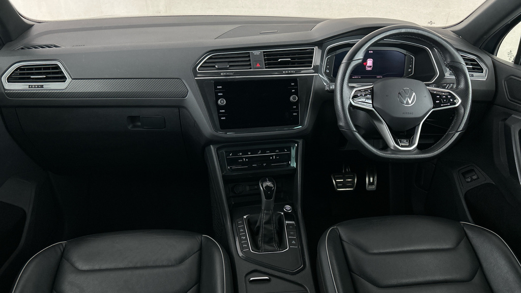 Volkswagen Tiguan R-line 2.0 Tdi 150Ps 7-Speed Dsg Black #14