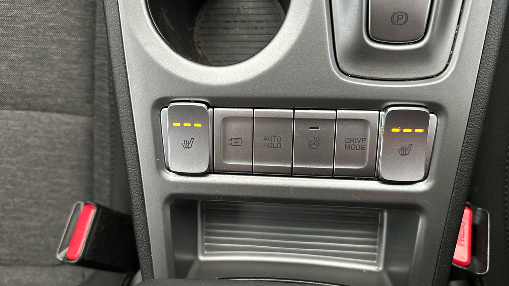 Hyundai Kona 64Kwh Premium Suv 10.5Kw Charge Black #12