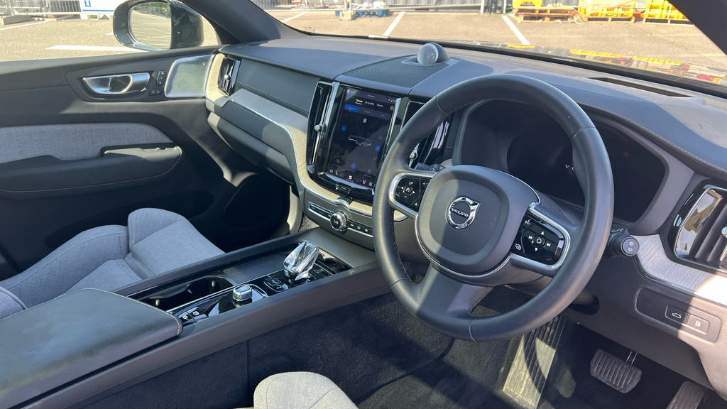 Volvo XC60 T6 Awd Plug-in Hybrid, Darkrechar Grey #9