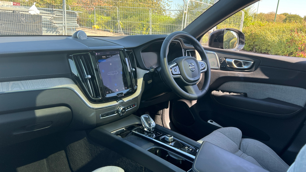 Volvo XC60 T6 Awd Plug-in Hybrid, Darkrechar Grey #10