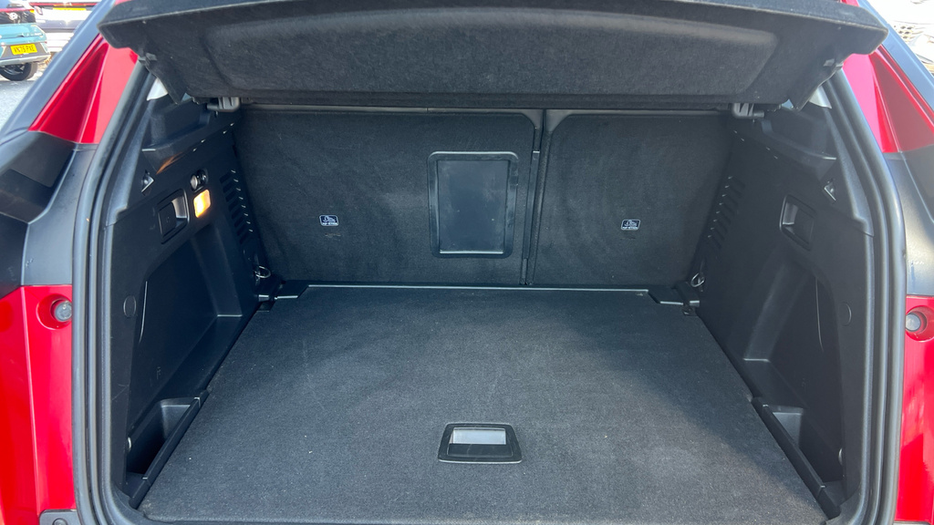 Peugeot 3008 Peugeot Estate 1.5 Bluehdi Gt Line Eat8 Black #29