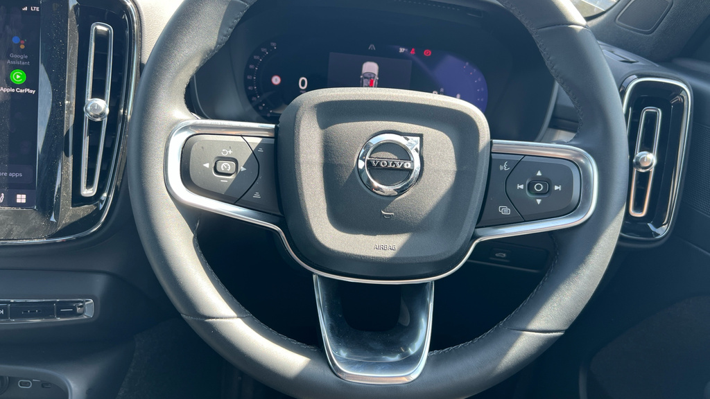 Volvo XC40 Volvo Estate 170Kw Recharge Ultimate 69Kw Grey #24