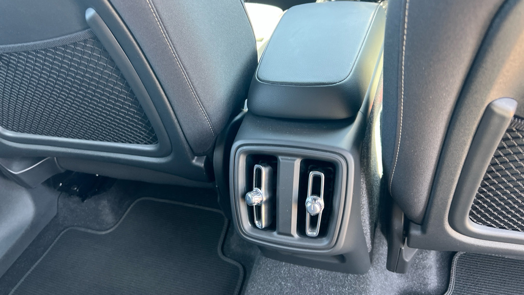 Volvo XC40 Volvo Estate 170Kw Recharge Ultimate 69Kw Grey #47