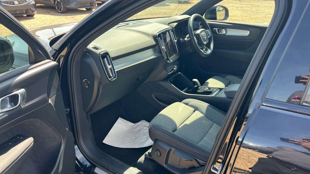 Volvo XC40 Volvo Estate 170Kw Recharge Ultimate 69Kw Grey #10