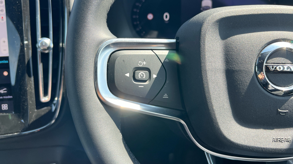 Volvo XC40 Volvo Estate 170Kw Recharge Ultimate 69Kw Grey #29