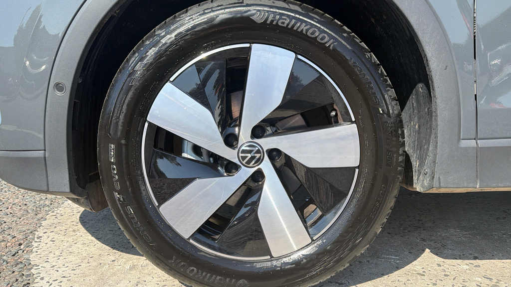 Volkswagen Tiguan 1.5 Etsi Mhev Match Suv Hybrid Dsg Euro Black #19