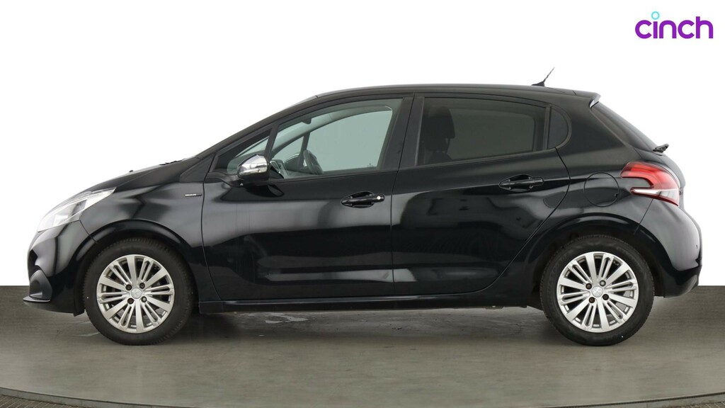 Peugeot 208 1.2I Turbo Puretech 110 Ps Gt Line Black #6