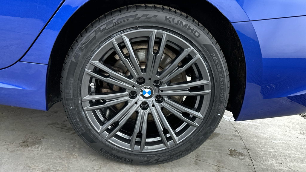 BMW 3 Series 2.0 320I M Sport Saloon Euro 6 S Black #24