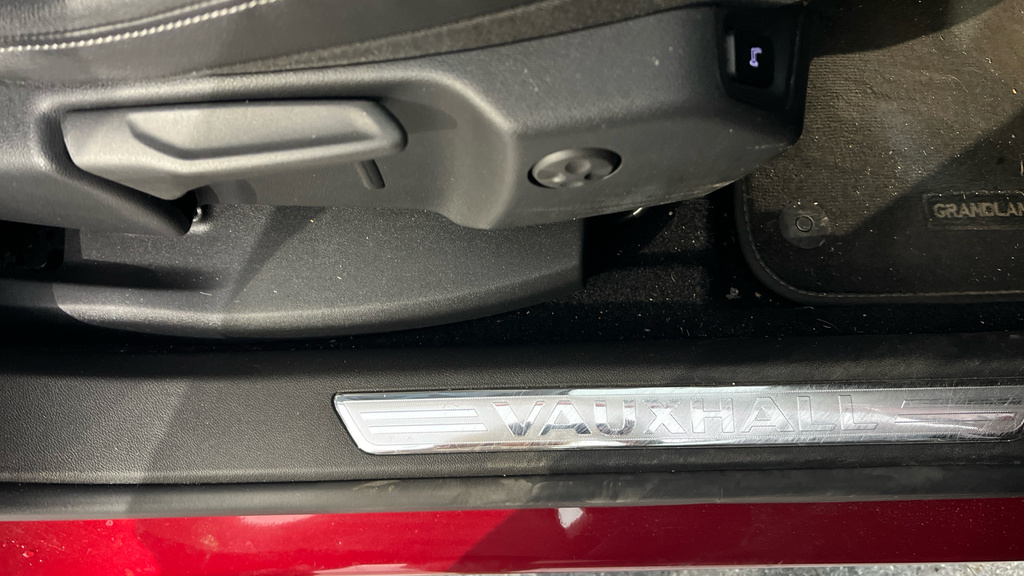 Vauxhall Grandland X 1.2 Turbo Gpf Sport Nav Suv Euro Black #40