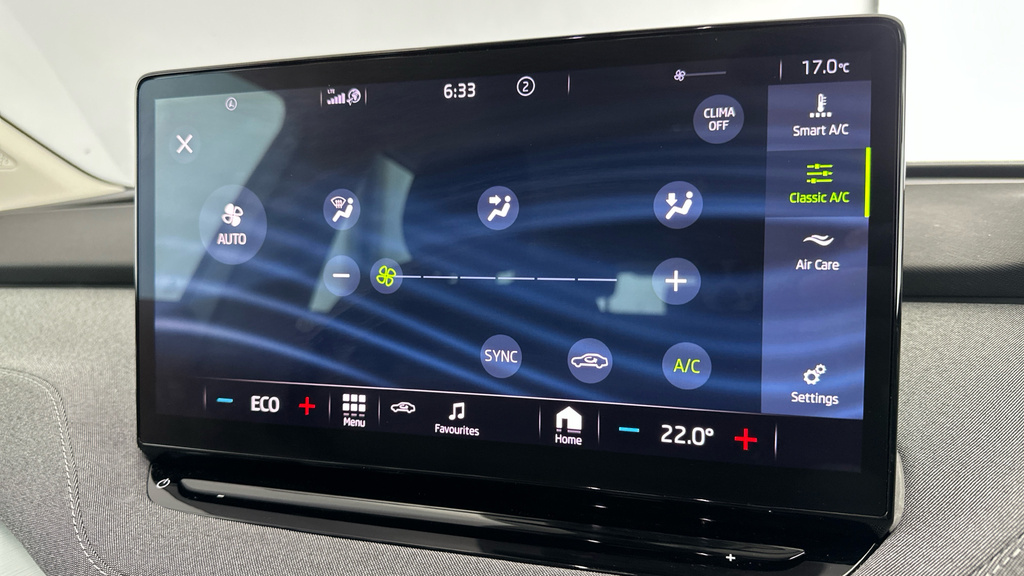 Skoda ENYAQ Iv Estate 132Kw 60 Loft 62Kwh 120Kw Black #16