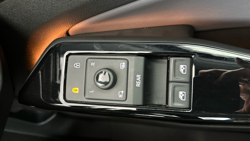 Volkswagen ID.4 Pure 52Kwh Life 14 282 Car Details #15