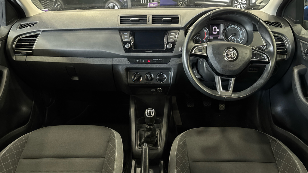 Skoda Fabia Skoda Estate Estate Se L 1.0 Tsi 95 Ps 5G Man 2020 Blue #11