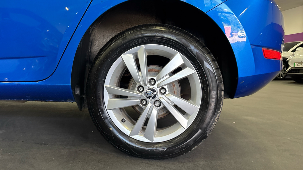 Skoda Fabia Skoda Estate Estate Se L 1.0 Tsi 95 Ps 5G Man 2020 Blue #18