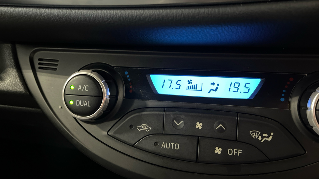 Toyota Yaris 1.5 Vvt-i Bi-tone Y20 Cwvehiclemarketing Black #15