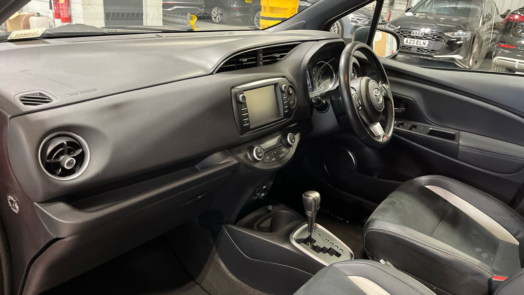 Toyota Yaris 1.5 Vvt-i Bi-tone Y20 Cwvehiclemarketing Black #10