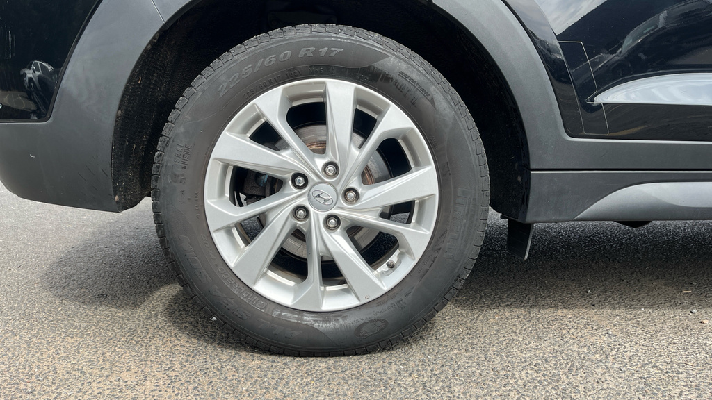 Hyundai Tucson 1.6 T-gdi Premium 2Wd Dct Red #19