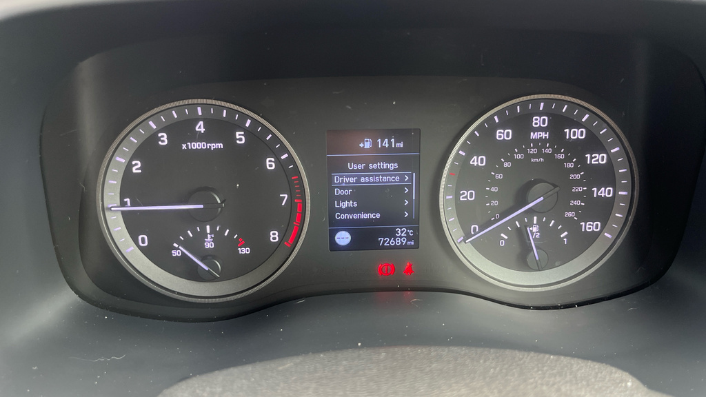 Hyundai Tucson 1.6 T-gdi Premium 2Wd Dct Red #13