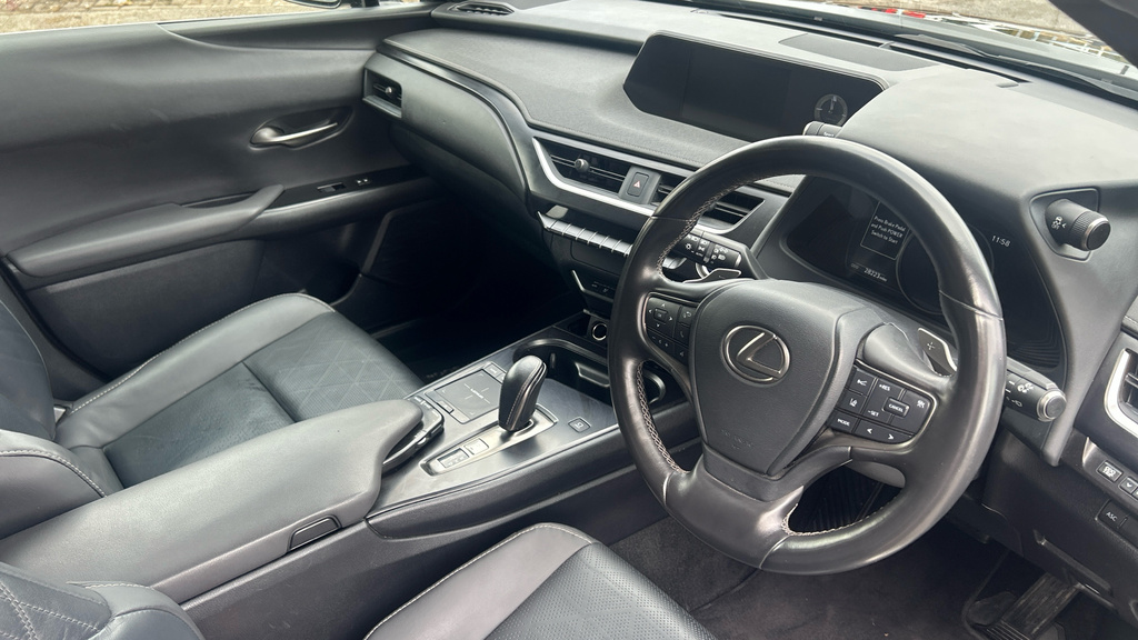 Lexus UX 2.0 250H F Sport Suv Hybrid E-cvt Euro White #9