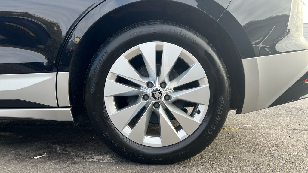 Skoda ENYAQ Skoda Enyaq Estate 150Kw 60 Edition 63Kwh Black #30
