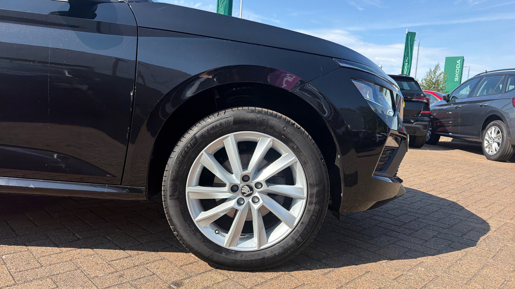 Skoda Kamiq 1.0 Tsi Monte Carlo Edition Suv Dsg Eur Black #20