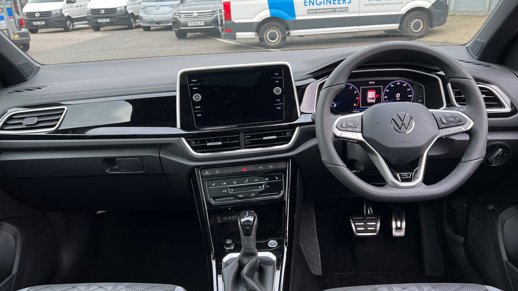 Volkswagen T-Roc R-line 1.5 Tsi 150Ps 7-Speed Dsg Black #11
