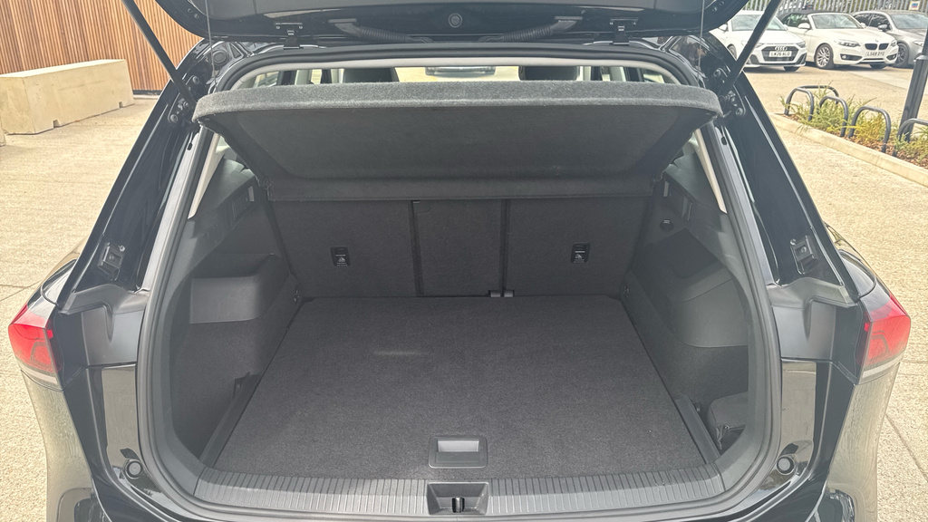 Volkswagen Tiguan 1.5 Etsi Mhev Match Suv Hybrid Dsg Euro Black #15