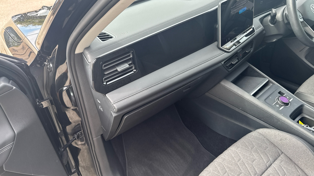 Volkswagen Tiguan 1.5 Etsi Mhev Match Suv Hybrid Dsg Euro Black #44