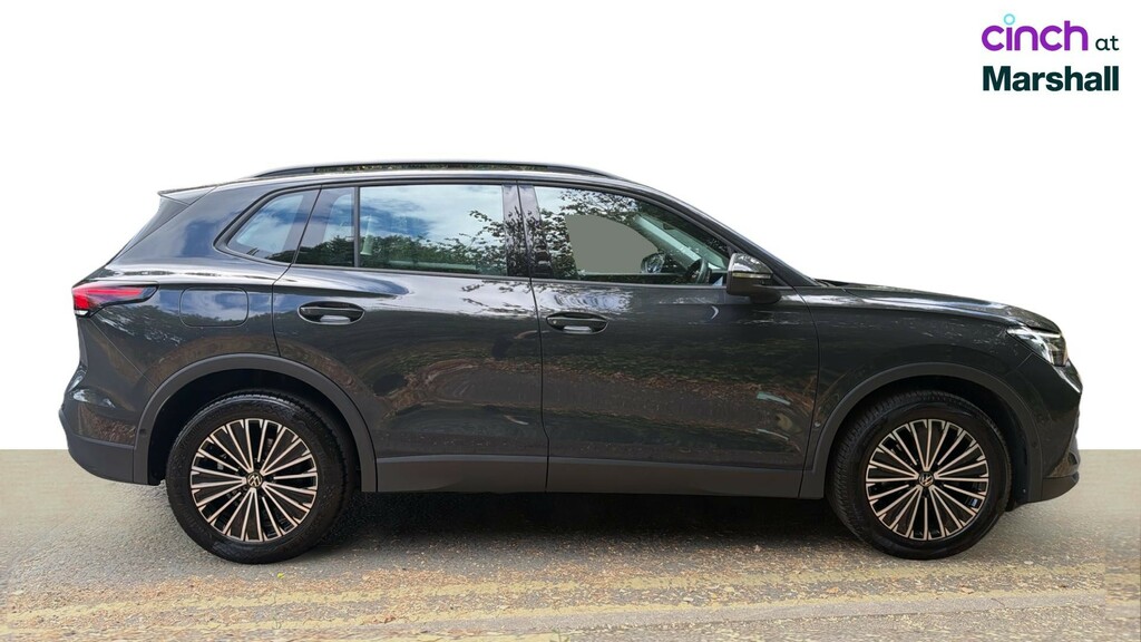 Volkswagen Tiguan 1.5 Tsi 150 R-line Edition Dsg Black #3