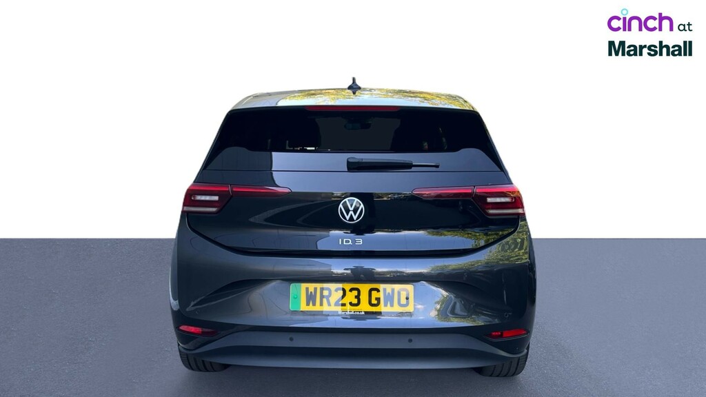 Volkswagen ID.3 107Kw Family Pro 58Kwh 19 Andoya Alloy White #4