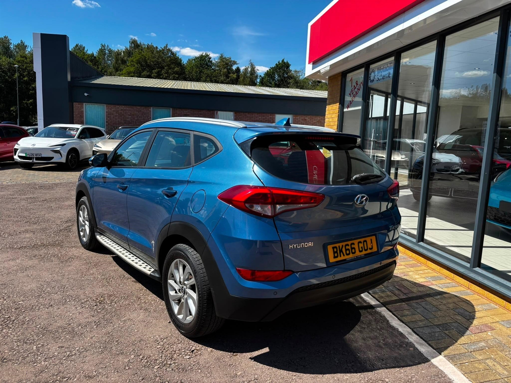 Hyundai Tucson 1.7 Crdi Blue Drive Se Nav Euro 6 Ss Blue