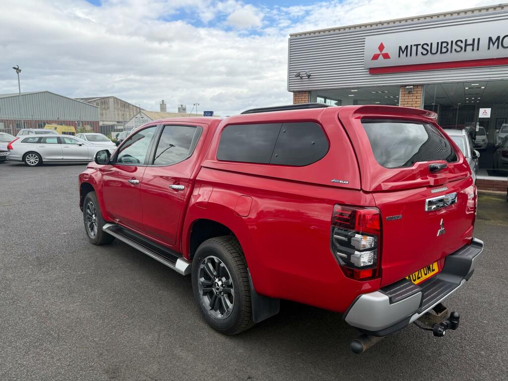 Mitsubishi L200 2.2 Di-d Dc Barbarian 4Wd Euro 6 Ss Red #5