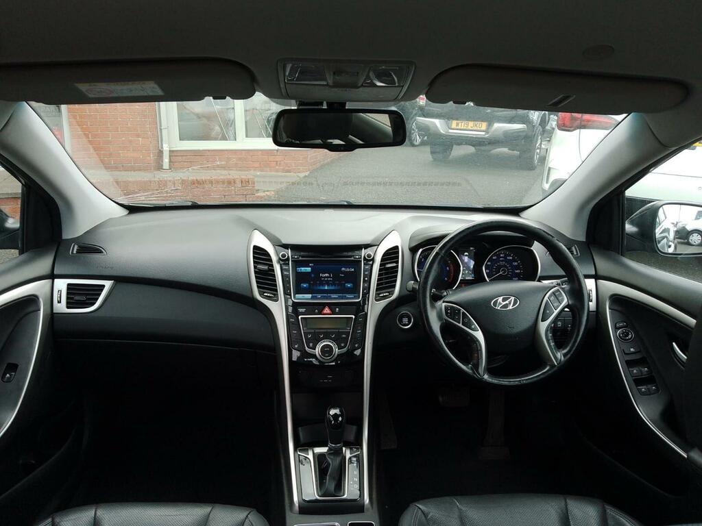 Hyundai I30 1.6 Crdi Blue Drive Premium Dct Euro 6 Ss Black #2