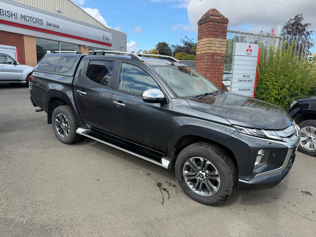 Mitsubishi L200 2.2 Di-d Dc Barbarian X 4Wd Euro 6 Ss NL70BVM Grey