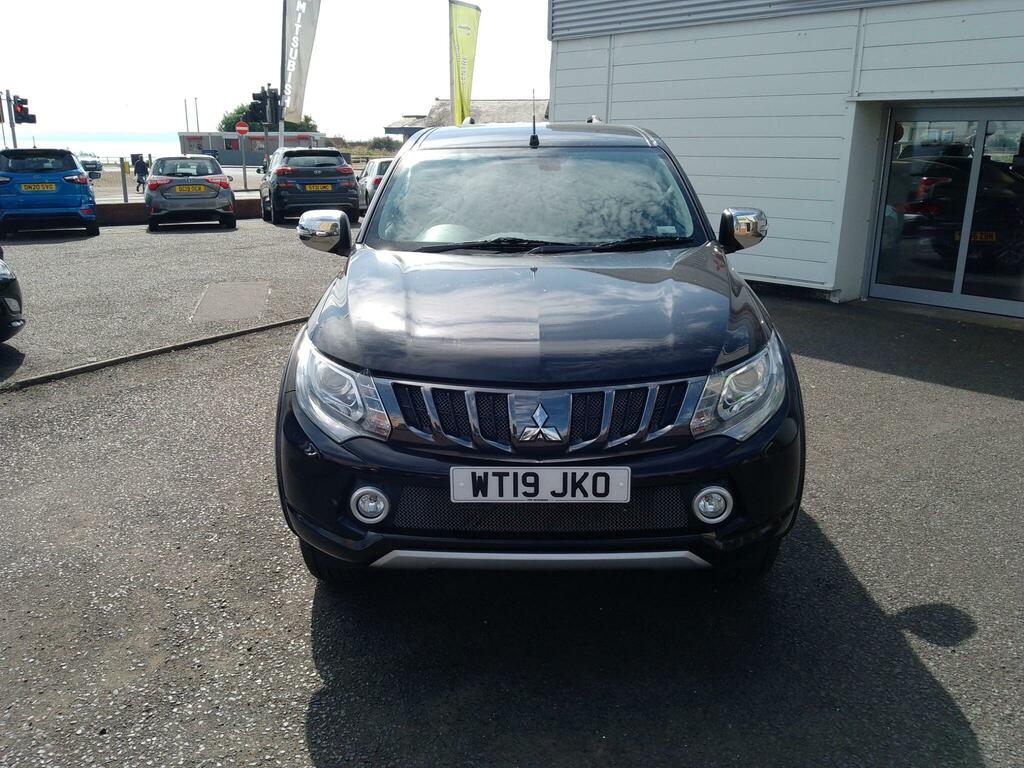 Mitsubishi L200 2.4 Di-d Dc Barbarian 4Wd Euro 6 Black #3