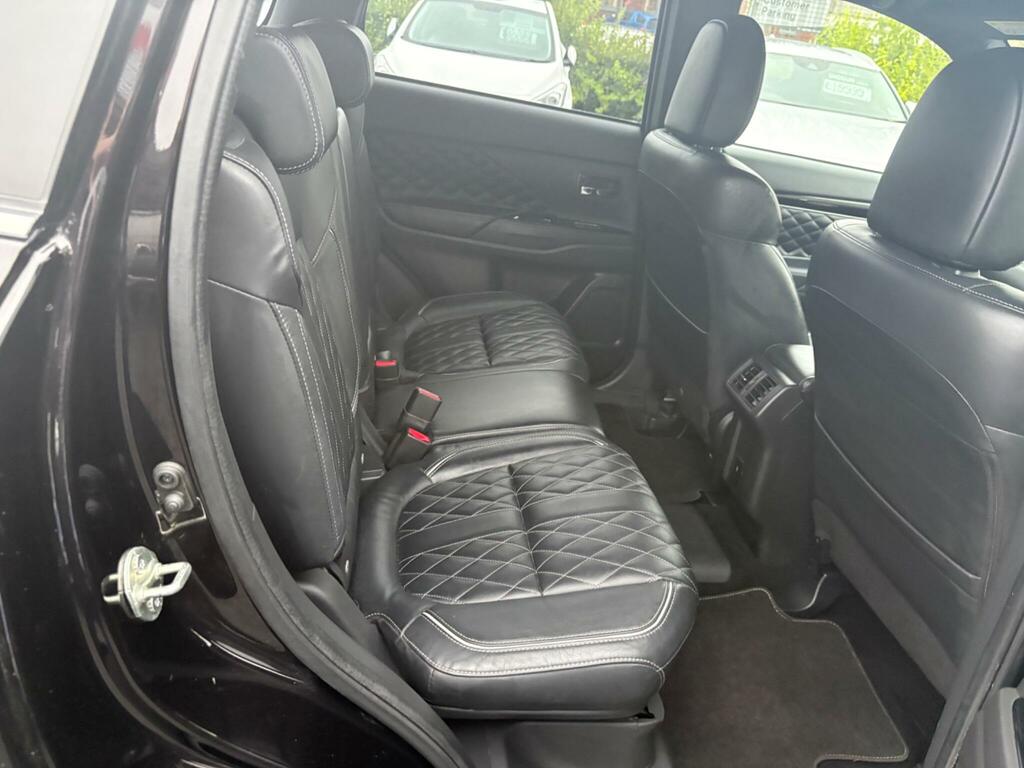 Mitsubishi Outlander 2.0 Mivec Exceed Cvt 4Wd Euro 6 S S Black #24