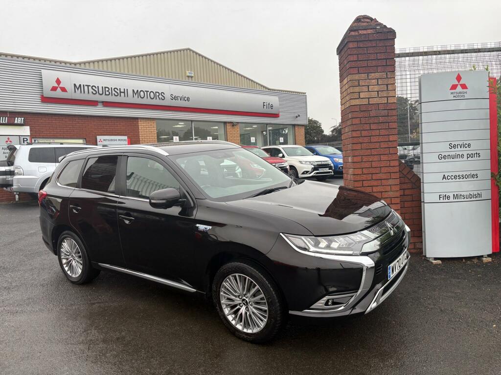 Mitsubishi Outlander 2.4H Twinmotor 13.8Kwh Exceed Cvt 4Wd Euro 6 Ss Black